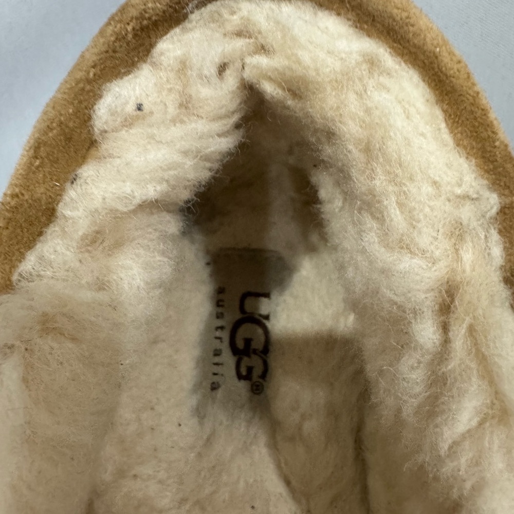 NWOT UGG Tan Suede Loafers with Plush Lining - Picture 2 of 3